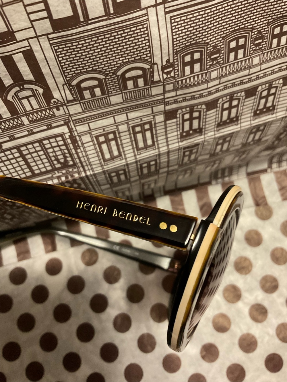 Henri Bendel Edie Sunglasses HB5195 Round Mod Tortoise with Case & Bag - Picture 10 of 16